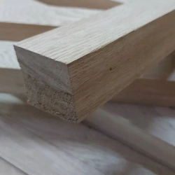 Kantówka dębowa strugana sucha 40mm x 10mm x 1500mm