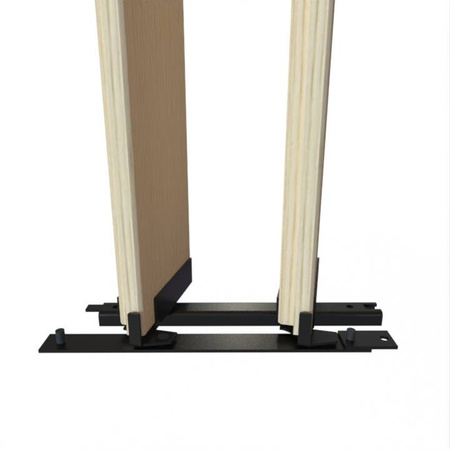 Aluminiowy czarny kpl. uchwytów w zestawie z 2 ruchomymi deskami o długości 220 cm montowanych w pionie lub poziomie na listwie z możliwością łączenia o długości 19,2 cm