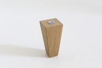 Noga dębowa lakierowana wysokość 120 mm