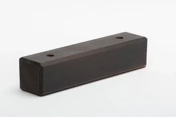 Noga bukowa lakierowana 45x45x200 Wenge