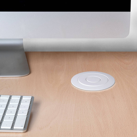 Wysuwane gniazdo wielofunkcyjne Vertikal,  3 gniazda Schuko, 2 USB typu A Białe 
