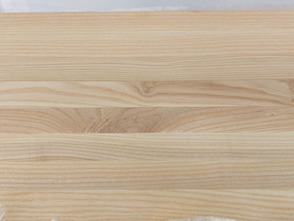 Stopień schodowy jesionowy