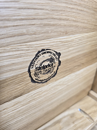 Stołek dębowy mat z szufladą wysokość 55 cm siedzisko 33cm x 33cm